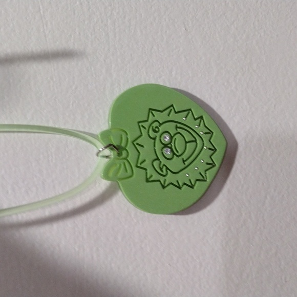 Leo (Lion) July 23–August 22 Green Zodiac Pendant Rubber Cord Necklace - Picture 5 of 5